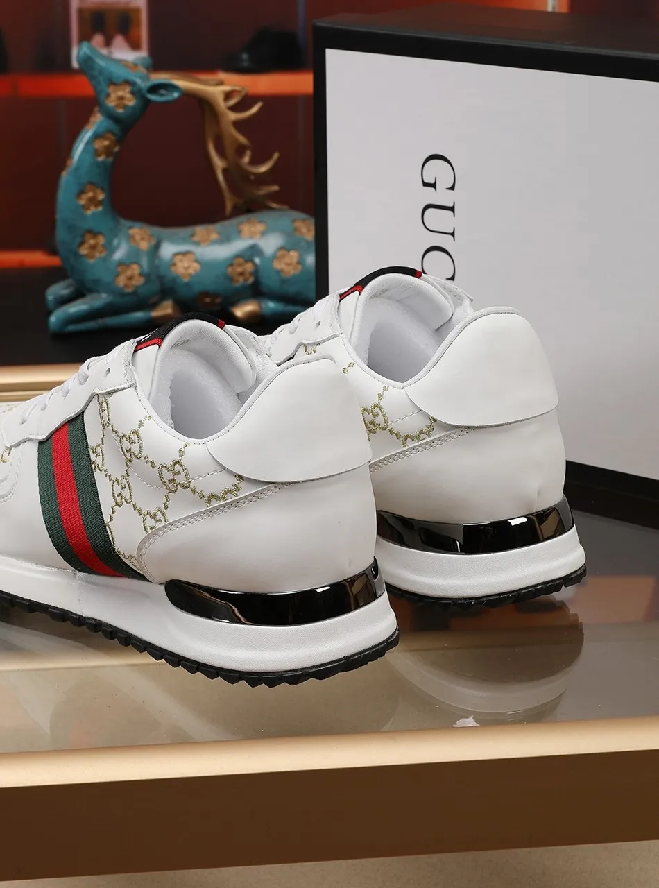 Factory price: 400💰 (GUCCI) The latest summer model from the official website🎁🎁casual and fashionable men's shoes👟, hot style💥The version is simple and elegant, exclusive for trendy men, the upper is made of calfskin electric embroidery pattern ➕The inner lining is made of sheepskin, soft and comfortable, black and white two-color optional, code number: 38-44, customized 45